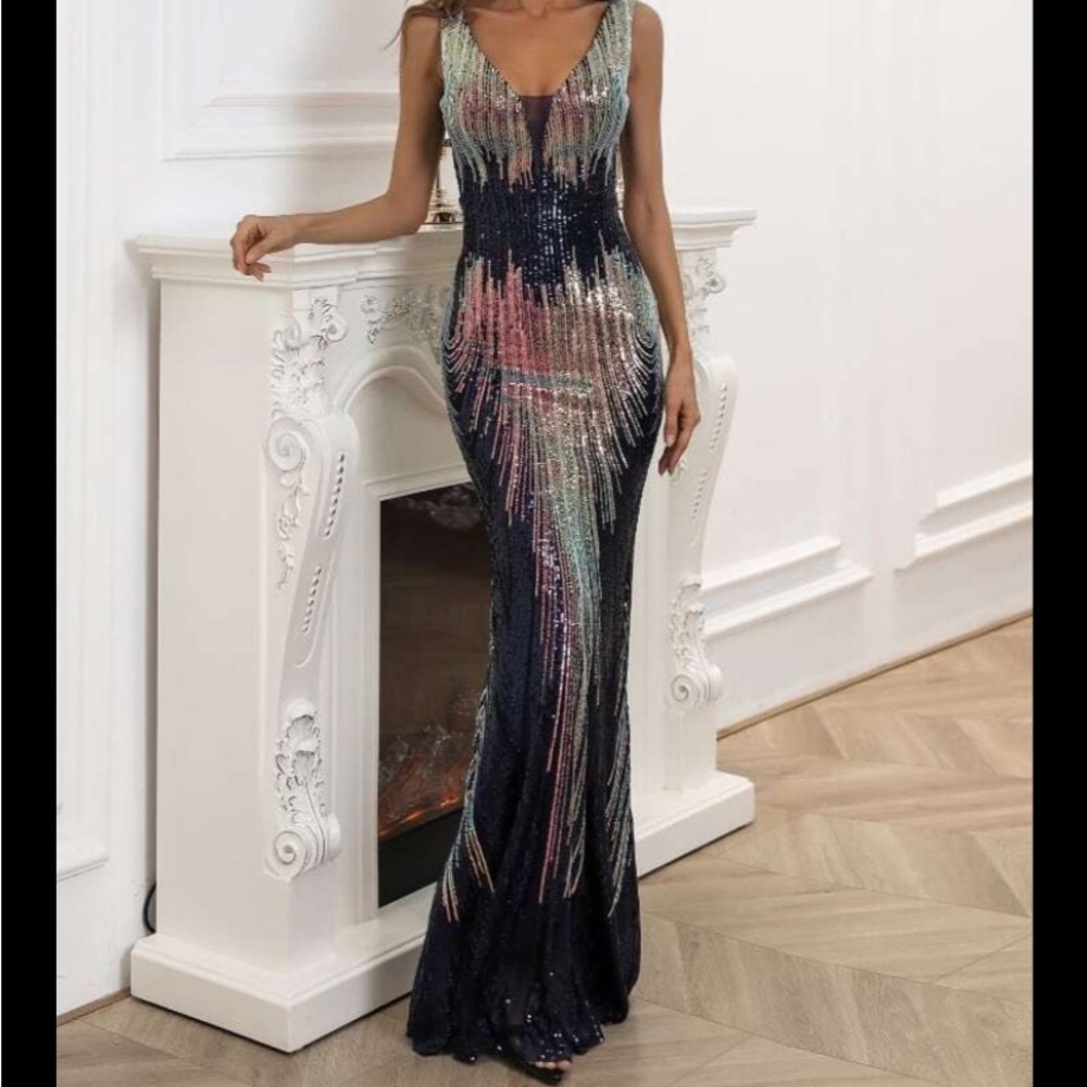 Sequin Long prom / homecoming dress , Small 🤍